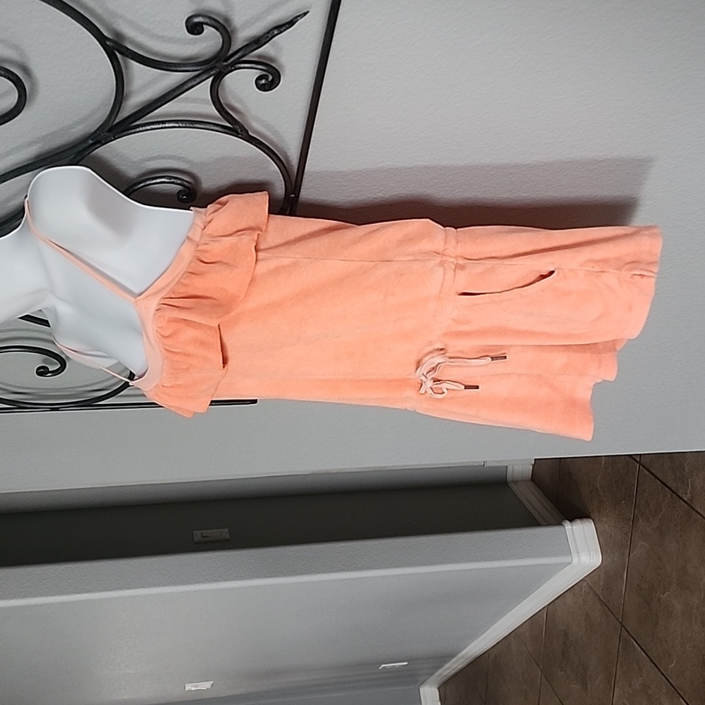 Romper - Picture 3 of 4